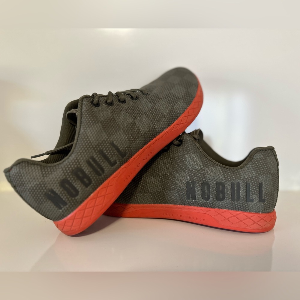 Nobull Chess trainers.